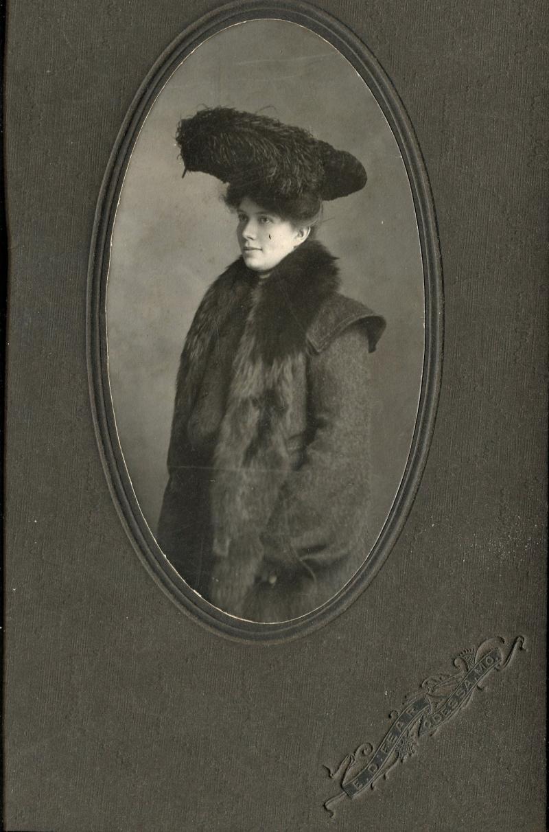 104012