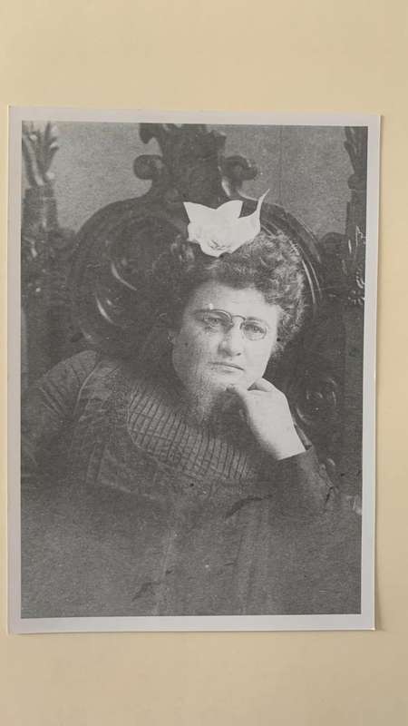 118921