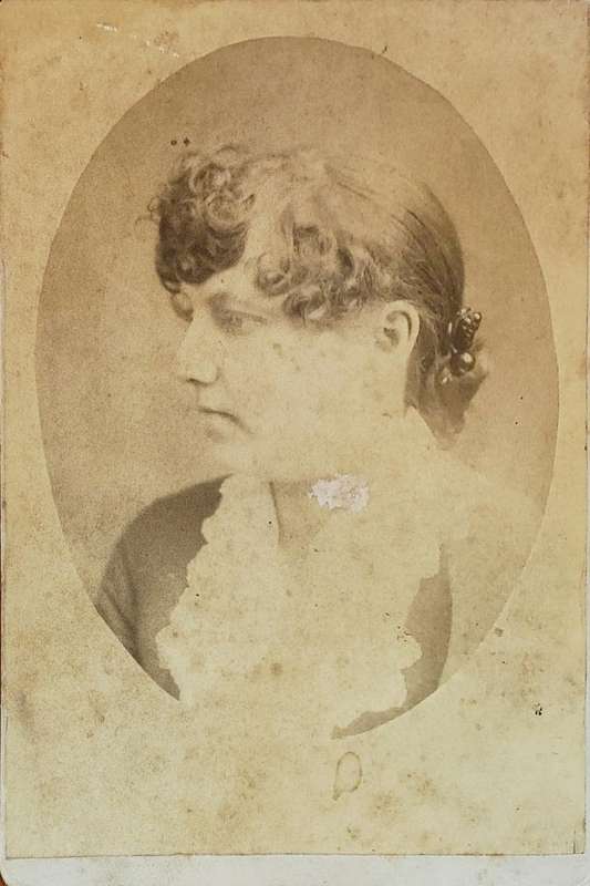 124402