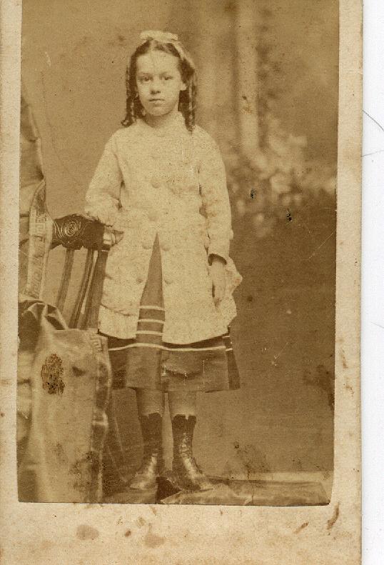 18629