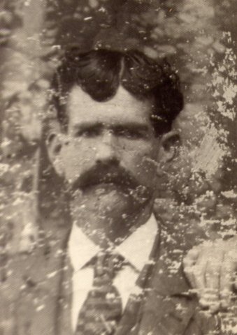 19069