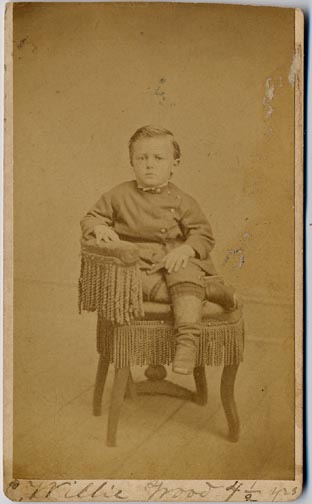 31912